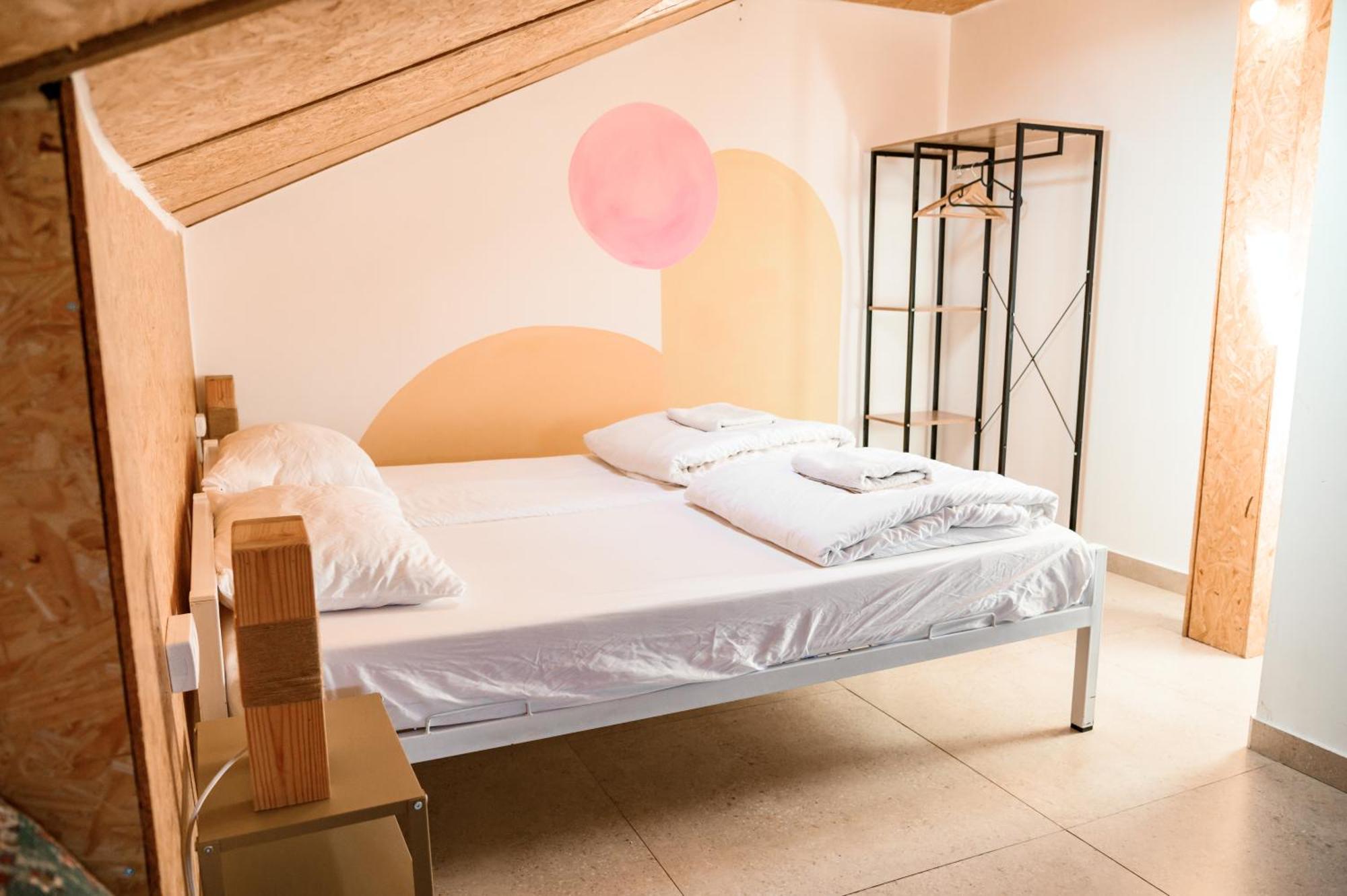 The White Hill Guesthouse ييروهام المظهر الخارجي الصورة