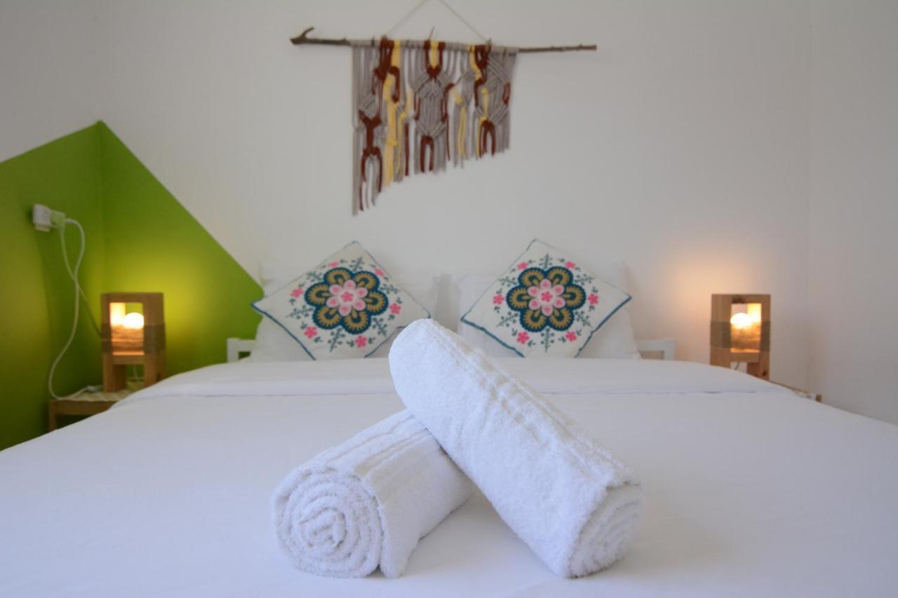 The White Hill Guesthouse ييروهام المظهر الخارجي الصورة